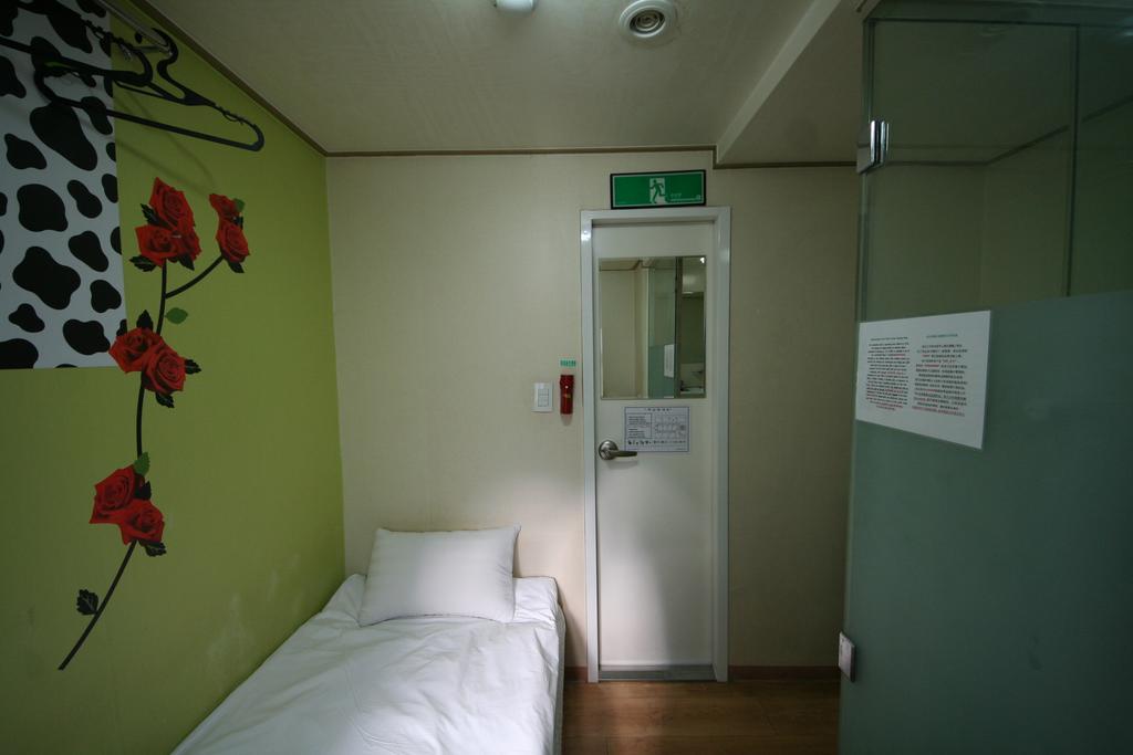 Guesthouse Myeongdong Seul Quarto foto