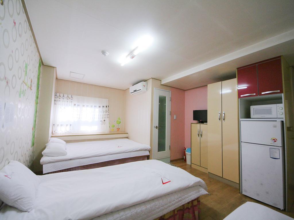 Guesthouse Myeongdong Seul Quarto foto