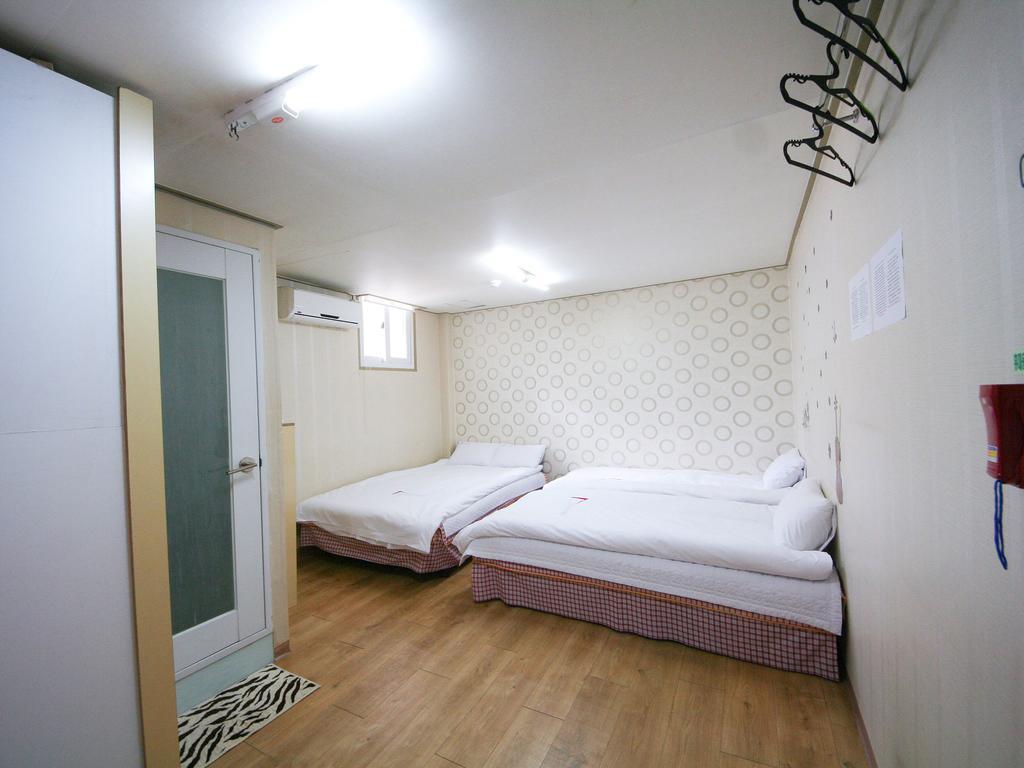 Guesthouse Myeongdong Seul Quarto foto